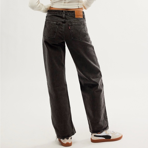 Levi’s Low Loose Jean - Picture 3 of 5